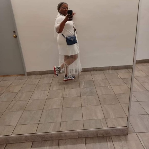 Meet your Posher, Yolanda - Picture 16 of 16